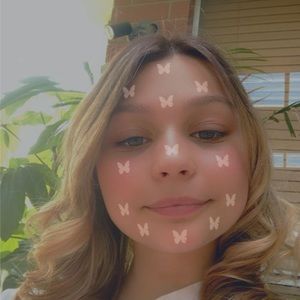 Meet your Posher, Ella